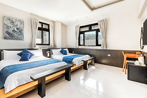 Harmony Easy Stay