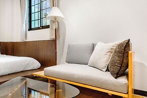 Harmony Easy Stay