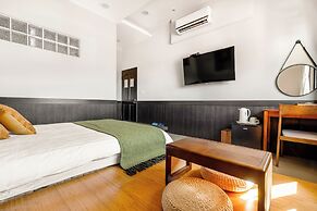 Harmony Easy Stay