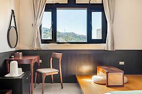 Harmony Easy Stay