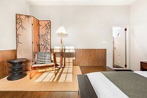 Harmony Easy Stay
