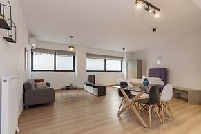 Leochares Lifestyle Apartments
