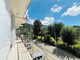 Prafull Hotel