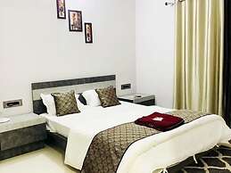 Mayekars Holiday Home