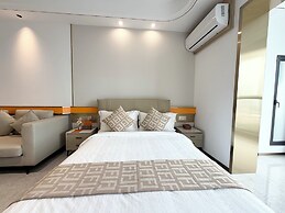 Wealth Mansion Suite River View by Soben