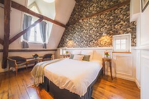 Number 11 Exclusive Guesthouse