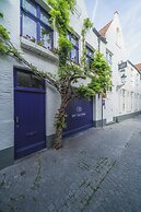 Number 11 Exclusive Guesthouse