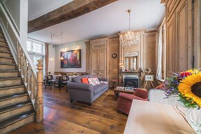 Number 11 Exclusive Guesthouse