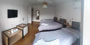 Pyramids Nights Hostel