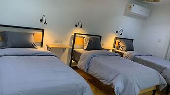Pyramids Nights Hostel