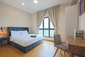Maya Bay Residence Banting Icon Stay