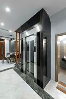 Ami House