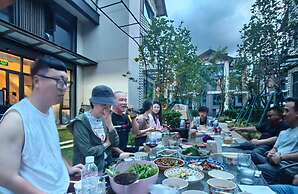 Longquan Royal Villa
