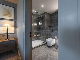 Dakota Newcastle