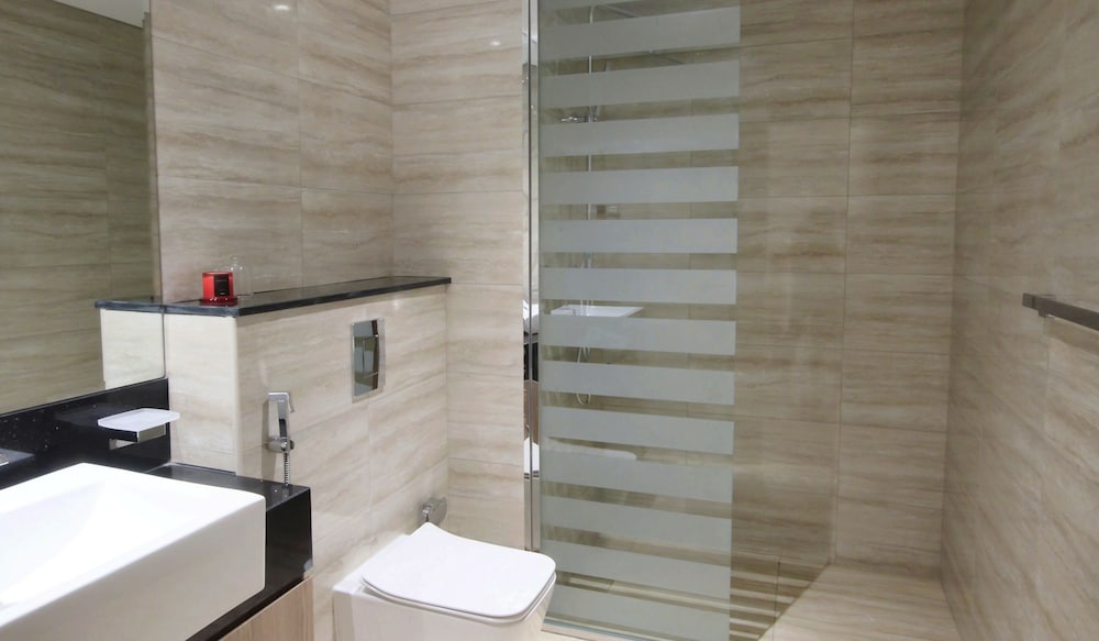 Elegance 1BR Luxury at Missoni
