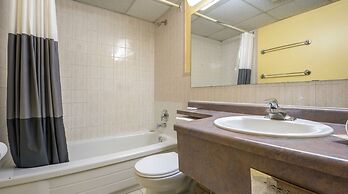 6032 Persepolis Inn