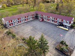 6032 Persepolis Inn