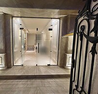 White Palace Serviced Apartments