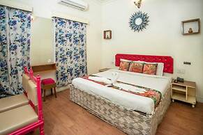 Hotel Pink Palace