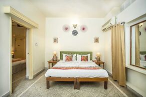 Hotel Pink Palace