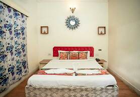 Hotel Pink Palace