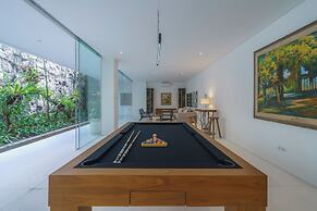 Beyond The Sea