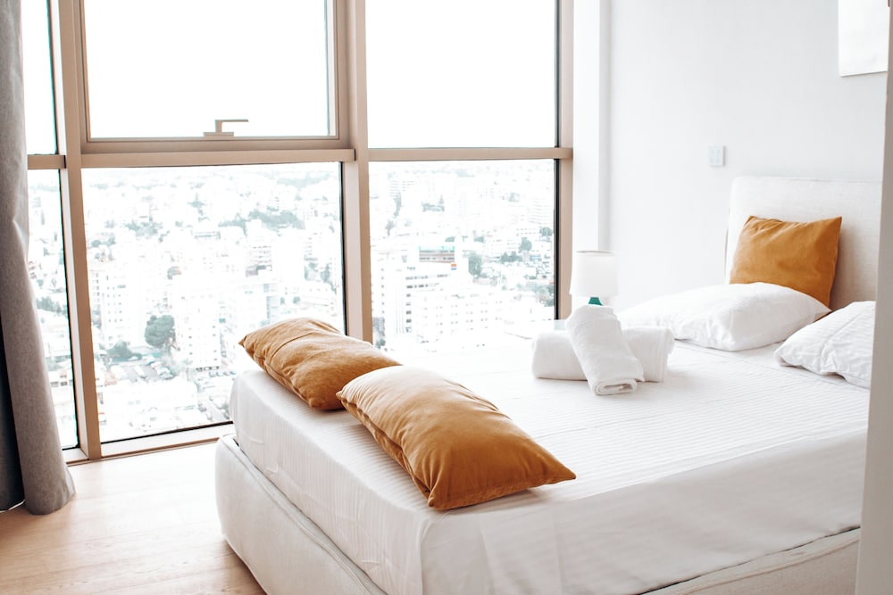 WealthyStays Skyhigh Central