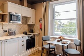Tyndall's Park - Your Apartment