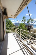 The Blue Apartment 2BR Balcony Seaview