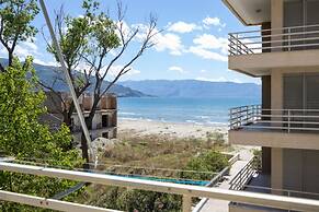 The Blue Apartment 2BR Balcony Seaview