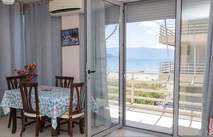 The Blue Apartment 2BR Balcony Seaview