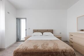 City Escape Apartment Cozy 2BR