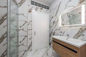 City Escape Apartment Cozy 2BR