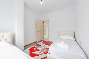 Hometown Apartment 1 Spacious 3BR
