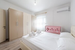 Hometown Apartment 1 Spacious 3BR