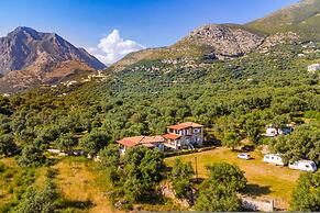 Siar The Small Villa Garden Beach Access