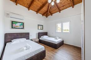 Siar The Small Villa Garden Beach Access