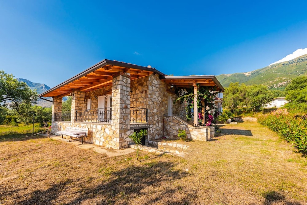 Siar The Small Villa Garden Beach Access