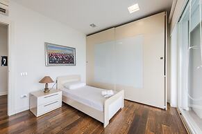 Exclusive Lake Villa 4BR With Private Pool