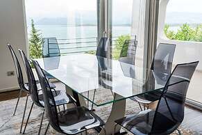 Exclusive Lake Villa 4BR With Private Pool