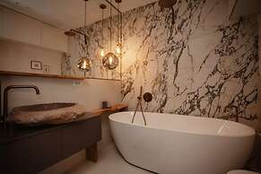 The Luxury Garden Apartment 2BR in Shkod r