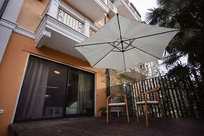 The Luxury Garden Apartment 2BR in Shkod r