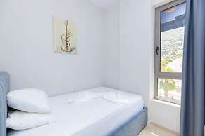 Pool View Apartment - Diamond Hill Resort SPA
