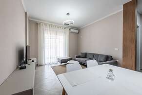 The Seaside Oasis Apartment