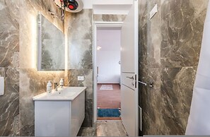 Exclusive Seafront Apartments Apartment 2