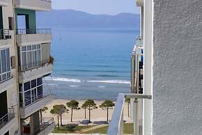 Central Seaview Apartment 2BR in Vlor