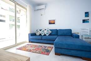 Central Seaview Apartment 2BR in Vlor
