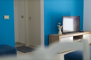 Central Seaview Apartment 2BR in Vlor