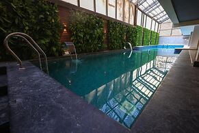 Onyx pyramids Hotel