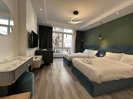 Onyx pyramids Hotel